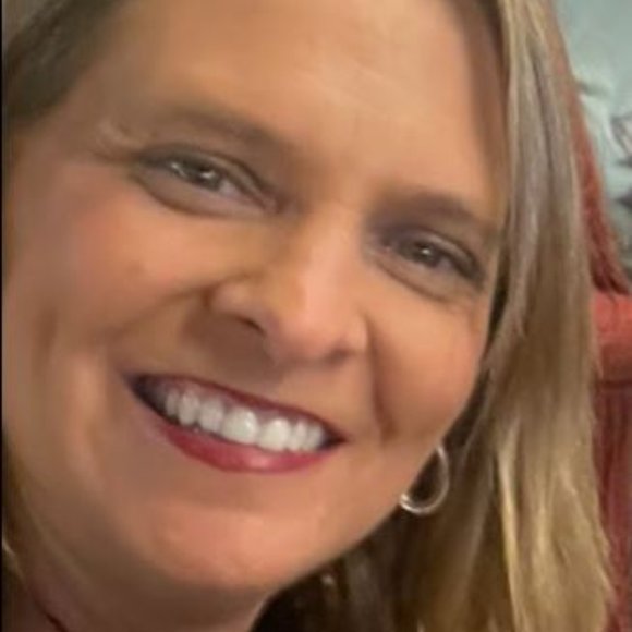 Meet your Posher, Mary - Picture 1 of 1